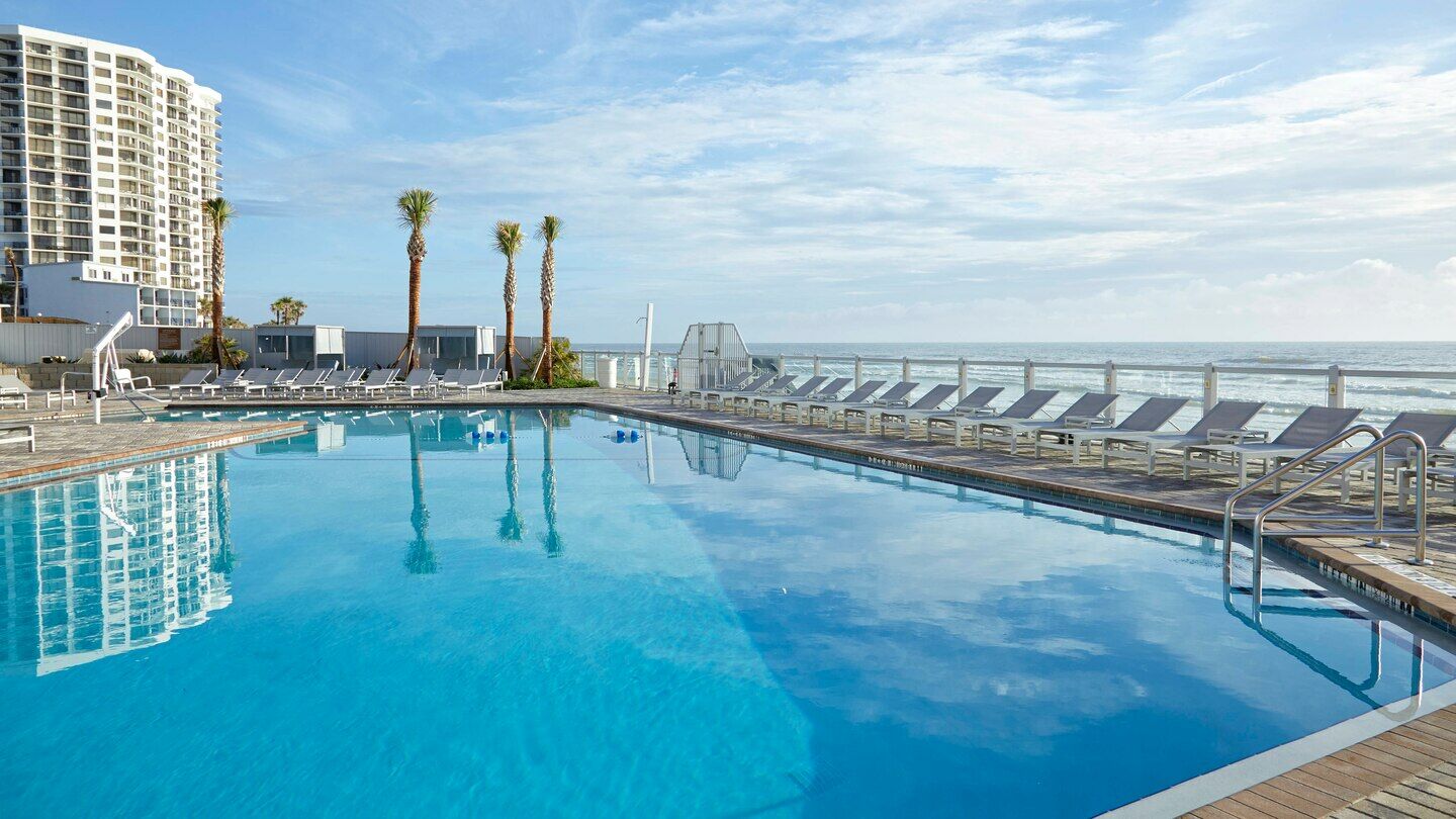 Delta Hotels By Marriott Daytona Beach Oceanfront Exterior photo